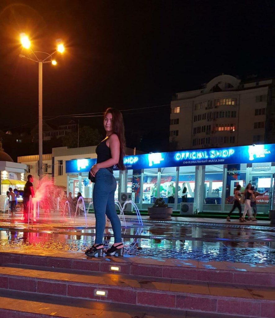 Модель Кира в Москве