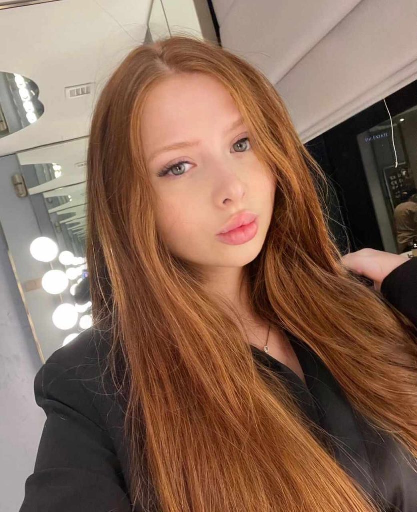 Эскортница Соня